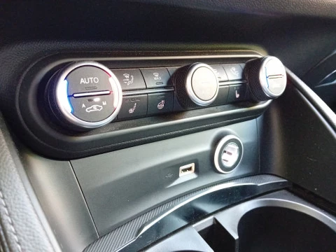 Alfa Romeo Stelvio 2.2 Diésel 154kW (210CV) Veloce Q4