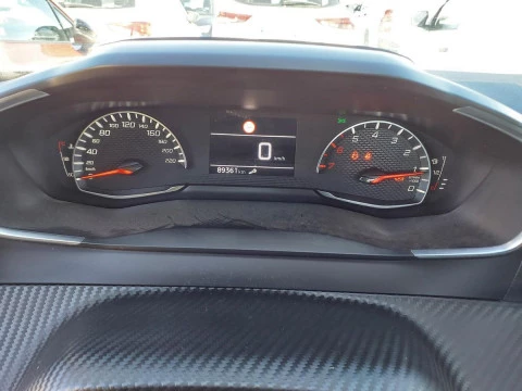 Peugeot 2008 Active Pack BlueHDI 81kW (110CV)