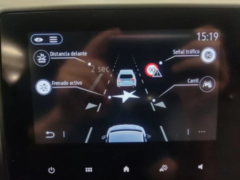 Renault Clio Evolution TCe 100 (74kw) GLP