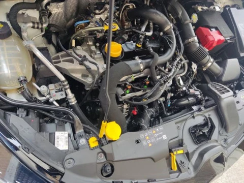 Renault Clio Evolution TCe 100 (74kw) GLP