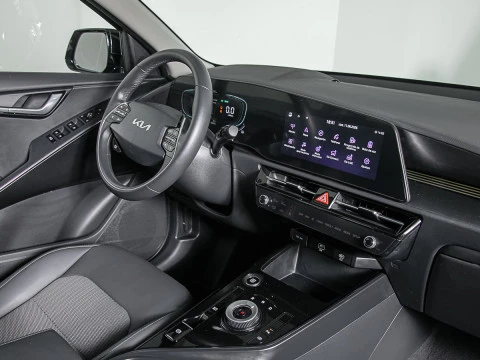 Kia Niro 1.6 GDi HEV 95kW (129CV) Drive
