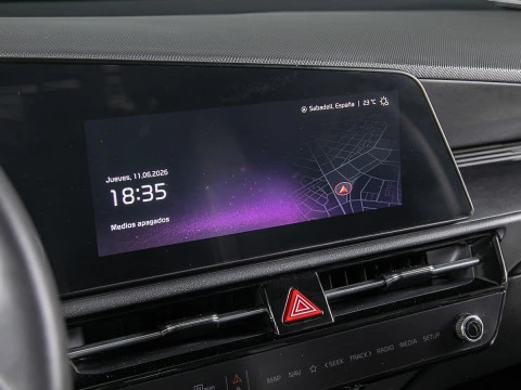 Kia Niro 1.6 GDi HEV 95kW (129CV) Drive