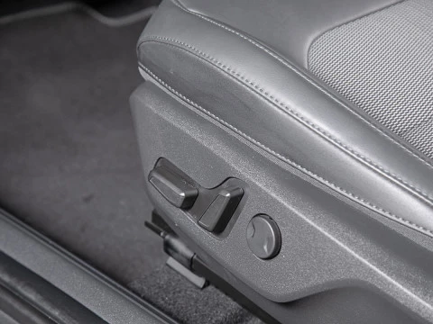 Kia Niro 1.6 GDi HEV 95kW (129CV) Drive