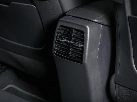 Kia Niro 1.6 GDi HEV 95kW (129CV) Drive