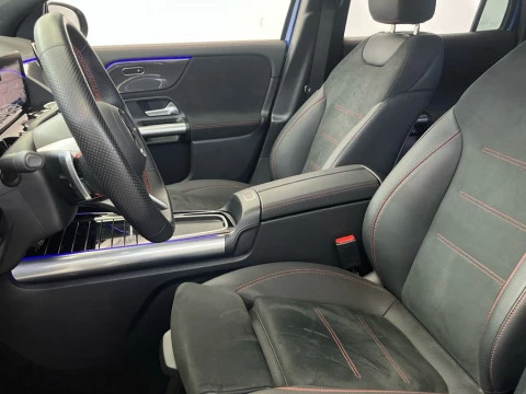 Mercedes-Benz GLA 200 d