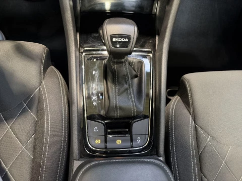 Skoda Karoq 1.5 TSI ACT Sportline DSG 110 kW (150 CV)