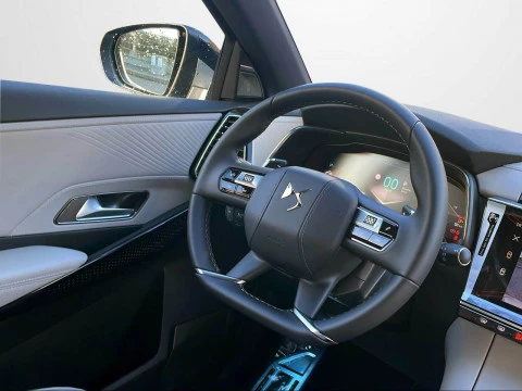 DS 7 PLUG-IN HYBRID 225 ÉTOILE