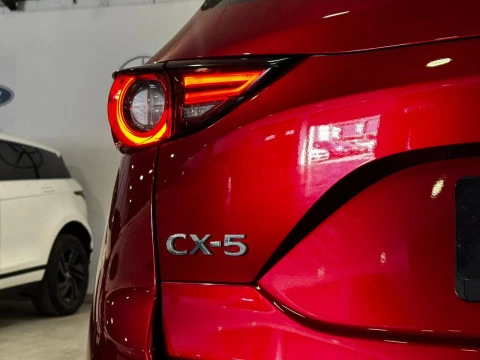 Mazda CX-5 2.0 GE Zenith Black