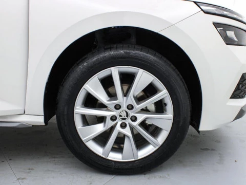 Skoda Kamiq 1.0 TSI 81KW DSG STYLE 110 5P