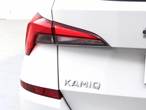 Skoda Kamiq 1.0 TSI 81KW DSG STYLE 110 5P