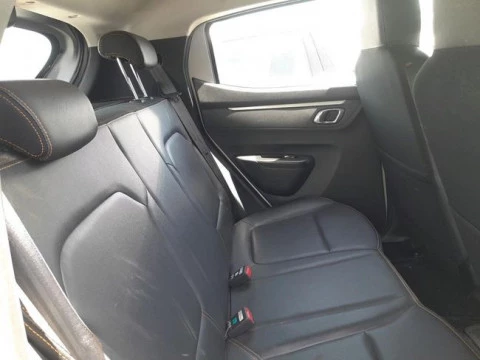 Dacia Spring Comfort Plus Electric 33kW (45CV)