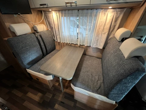 WEINSBERG CARAHOME CARAHOME R59