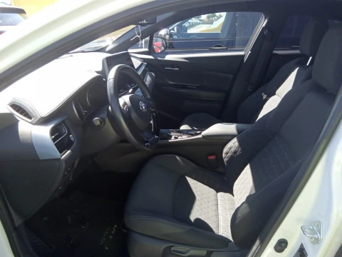 Toyota C-HR 2.0 180H Advance