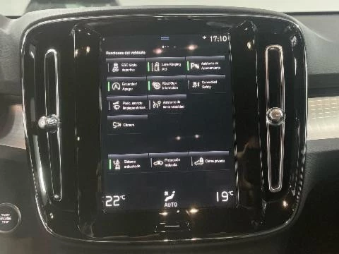 Volvo XC40 XC40 Core, T2 automático, Gasolina