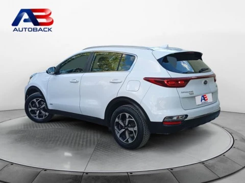 Kia Sportage 1.6 MHEV Business 100kW (136CV) 4x4