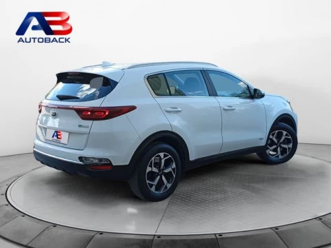 Kia Sportage 1.6 MHEV Business 100kW (136CV) 4x4