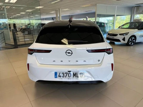 Opel Astra Electric 54kWh GS Auto