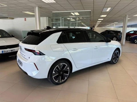 Opel Astra Electric 54kWh GS Auto