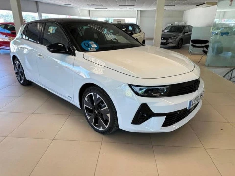 Opel Astra Electric 54kWh GS Auto