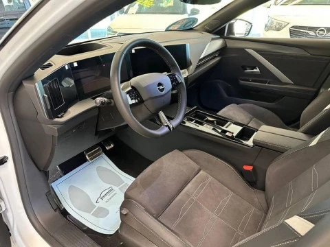 Opel Astra Electric 54kWh GS Auto