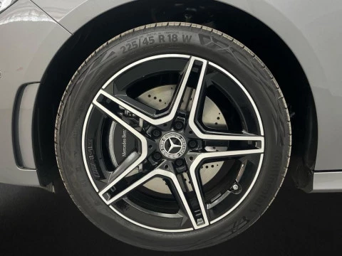 Mercedes-Benz Clase B 250 e con tecnología híbrida EQ