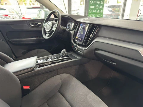 Volvo XC60 Momentum B4 Diesel