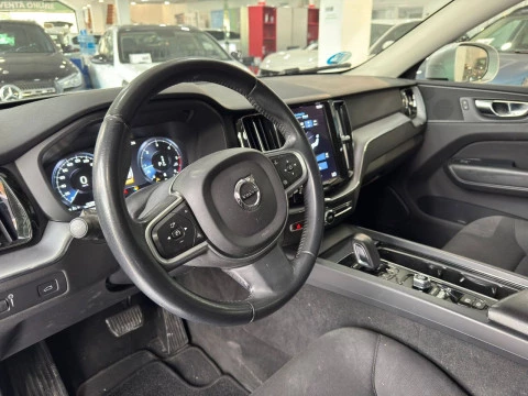 Volvo XC60 Momentum B4 Diesel