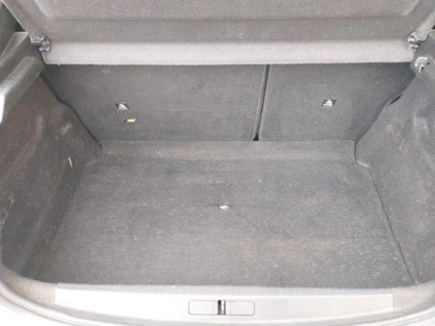 Peugeot 208 BlueHDi 73kW (100CV) Active