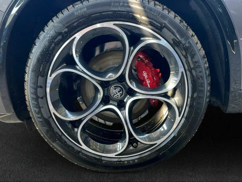 Alfa Romeo Stelvio 2.0 Gasolina 206kW (280CV) Veloce Q4