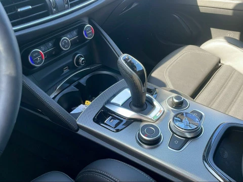 Alfa Romeo Stelvio 2.0 Gasolina 206kW (280CV) Veloce Q4