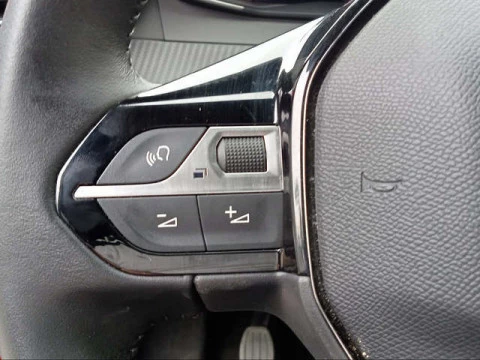 Peugeot 2008 PureTech 100 S&S Allure 75 kW (100 CV)