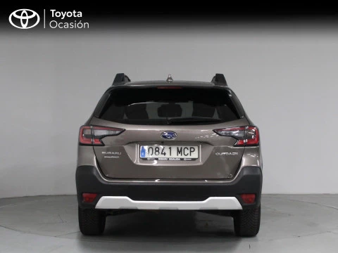 Subaru Outback 2.5i Field CVT Lineartronic AWD