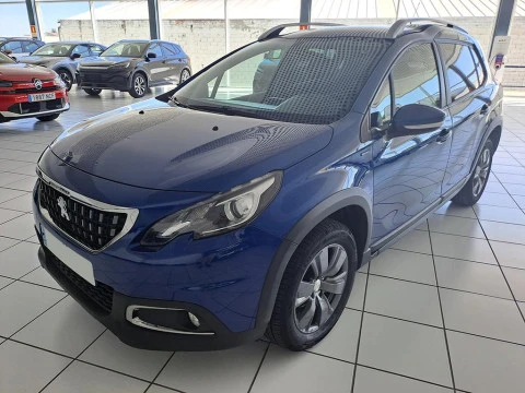 Peugeot 2008 1.5 BLUEHDI 100 S&S SIGNATURE 5P