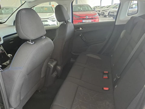 Peugeot 2008 1.5 BLUEHDI 100 S&S SIGNATURE 5P