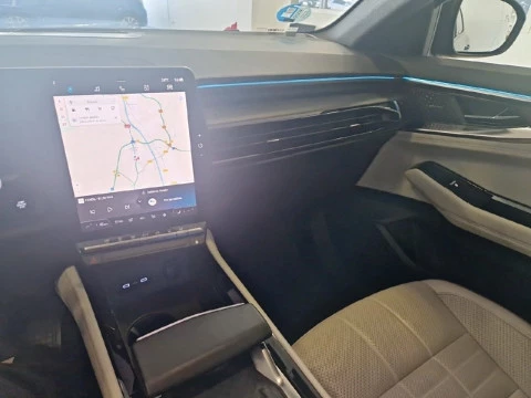 Renault Espace Iconic E-Tech full hybrid 146kW