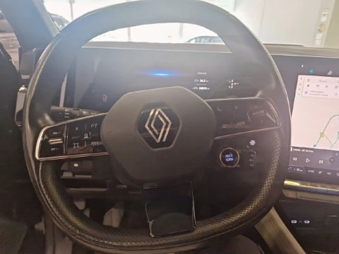 Renault Espace Iconic E-Tech full hybrid 146kW