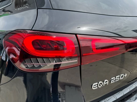 Mercedes-Benz EQA  250+