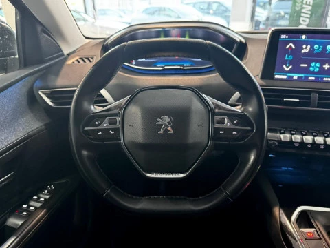 Peugeot 5008 ALLURE BLUEHDI 130 CV