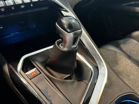 Peugeot 5008 ALLURE BLUEHDI 130 CV