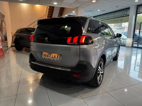 Peugeot 5008 ALLURE BLUEHDI 130 CV