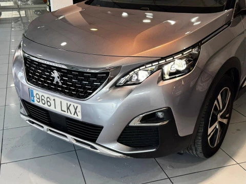 Peugeot 5008 ALLURE BLUEHDI 130 CV