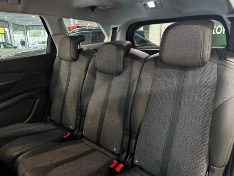 Peugeot 5008 ALLURE BLUEHDI 130 CV