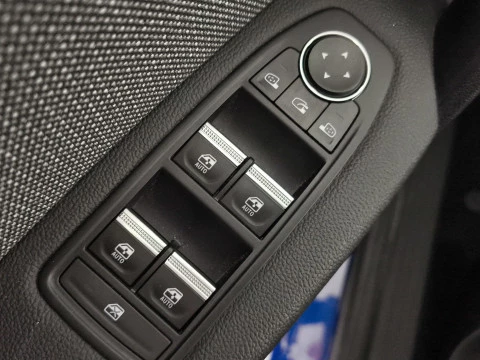 Renault Captur techno Eco-G 100cv (74 kW)