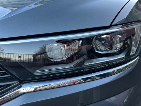 Volkswagen T-Roc Advance R-Line 2.0 TDI 110kW (150CV)