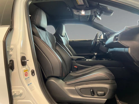 Lexus UX 2.0 250h F Sport