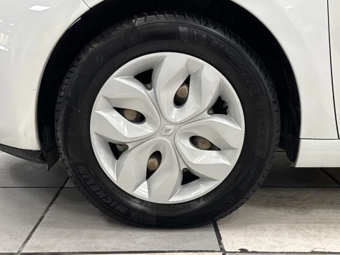 Renault ZOE Life R240 65 kW (88 CV)