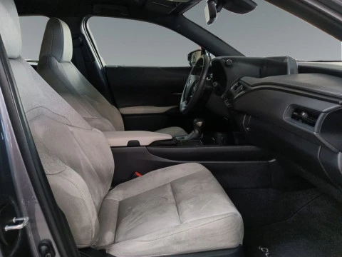 Lexus UX 2.0 250h Business