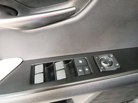 Lexus UX 2.0 250h Business