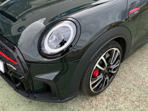 MINI Cooper John  Works 170 kW (231 CV)