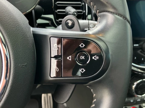 MINI Cooper John  Works 170 kW (231 CV)